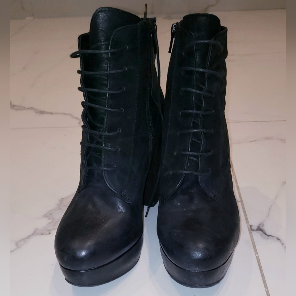 Billi Bi Booties - Picture 6 of 6